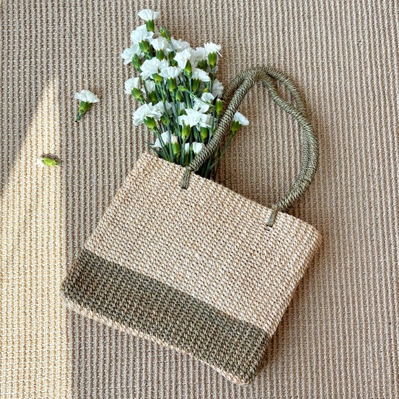 Sweet vintage natural woven two-tone bag - Picture 2 of 4